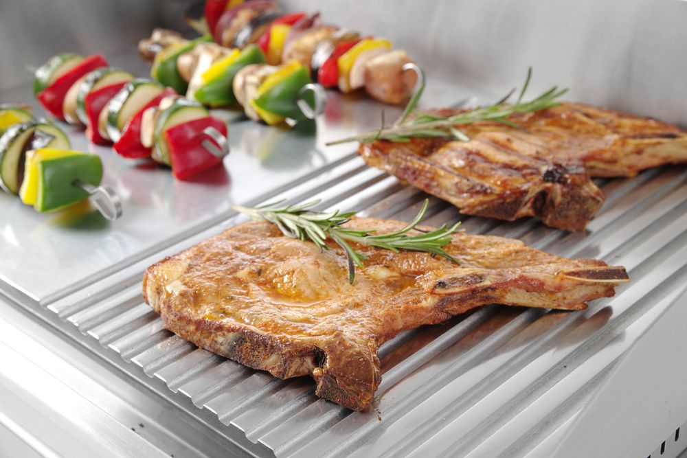 Grillplatte    Profi Line  1/2 glatt  1/2 gerillt  230V/2400W  550x435x(H)245mm-ING11584 Grillplatte    Profi Line  1/2 glatt  1/2 gerillt  230V/2400W  550x435x(H)245mm-ING11584